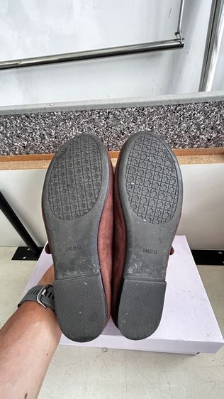 รองเท้า รูปที่ 2