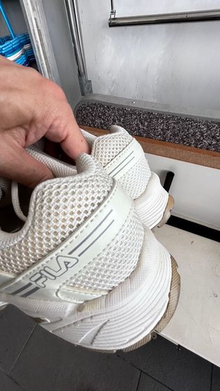 รองเท้า รูปที่ 6