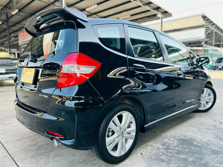 Honda Jazz 2012 1.5 SV i-VTEC Sedan เบนซิน ไม่ติดแก๊ส เกียร์อัตโนมัติ ดำ รูปที่ 3