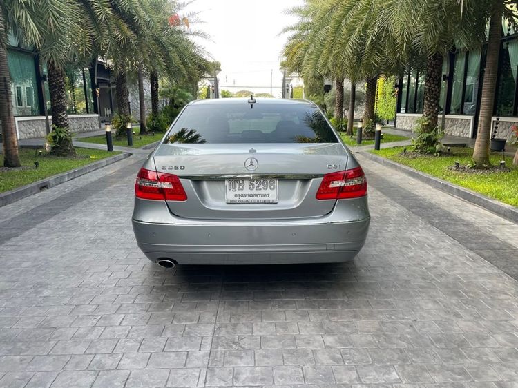 Mercedes-Benz E-Class 2011 E250 CGI Sedan เบนซิน ไม่ติดแก๊ส เกียร์อัตโนมัติ เทา รูปที่ 4