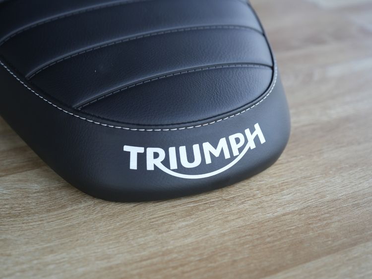 ขายเบาะ Triumph 900 🔥 รูปที่ 4