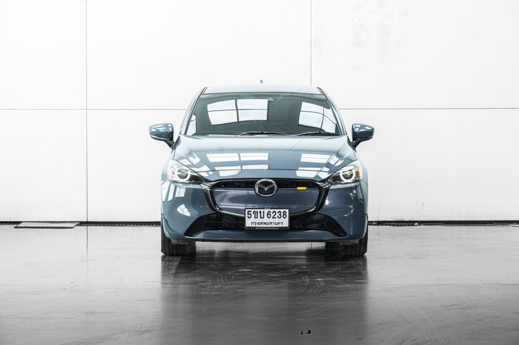 Mazda Mazda 2 2023 1.3 C Sports Sedan เบนซิน ไม่ติดแก๊ส เกียร์อัตโนมัติ เทา รูปที่ 3