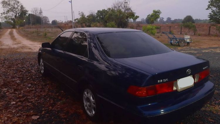 Toyota Camry 2001 2.2 GXi Sedan เบนซิน LPG เกียร์อัตโนมัติ น้ำเงิน รูปที่ 2