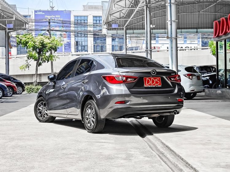 Mazda Mazda 2 2018 1.3 High Connect Sedan เบนซิน เกียร์อัตโนมัติ เทา รูปที่ 4