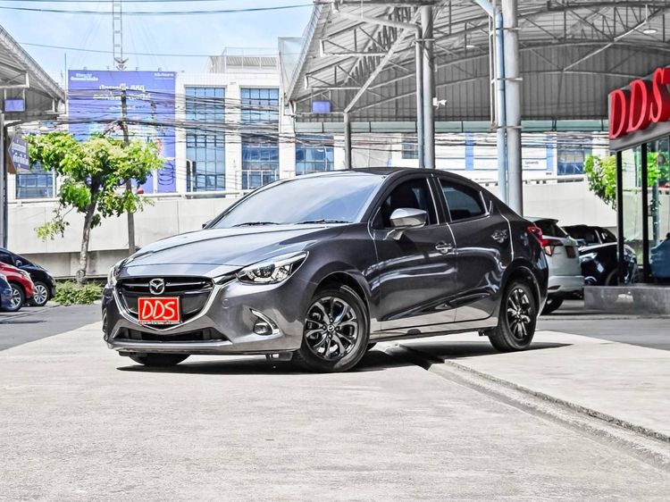 รถ Mazda Mazda 2 1.3 High Connect สี เทา