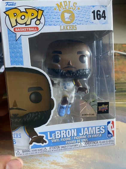 ขาย Funko Pop NBA  LeBron James 164 ในชุด Minneapolis Lakers (MPLS) รูปที่ 5