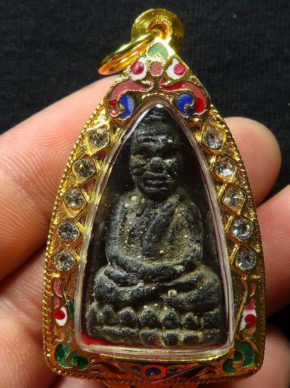 หลวงปู่ทวดเลี่ยมกรอบ