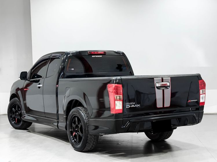 Isuzu D-MAX 2014 2.5 X-Series Z Pickup ดีเซล เกียร์ธรรมดา ดำ รูปที่ 4