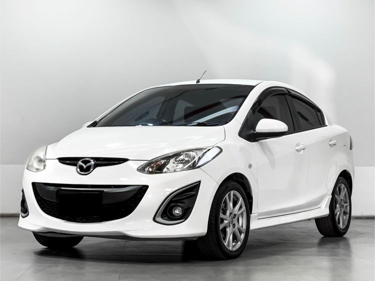 รถ Mazda Mazda 2 1.5 Elegance Maxx สี ขาว