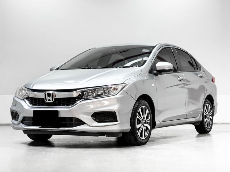 รถ Honda City 1.5 V สี บรอนซ์เงิน