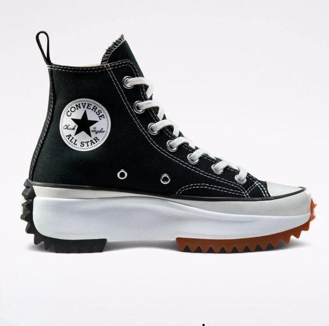 ดำ ผ้าใบ รองเท้าผ้าใบ UK 7 | EU 40 2/3 | US 7.5 Converse Run Star Hike Hi Black White Gum
Size 40.5