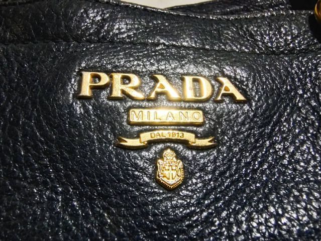 prada หนังกวาง