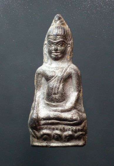 พระหูยาน เนิ้อชิน