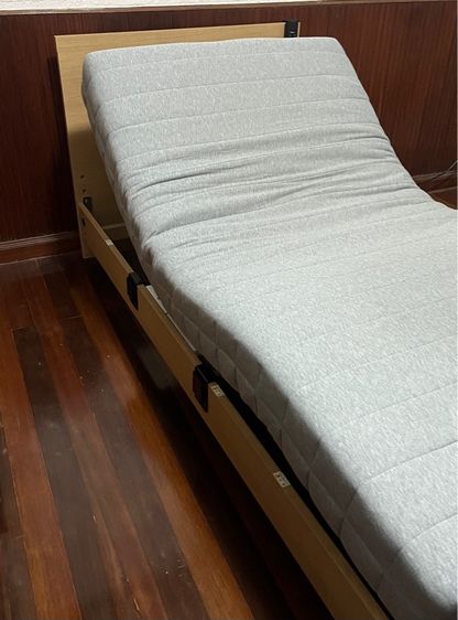 เตียงปรับระดับ และที่นอน nitori รูปที่ 3