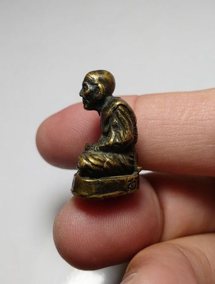 รูปหล่อหลวงปู่เผือก วัดสาลีโข รุ่น 1 รูปที่ 2