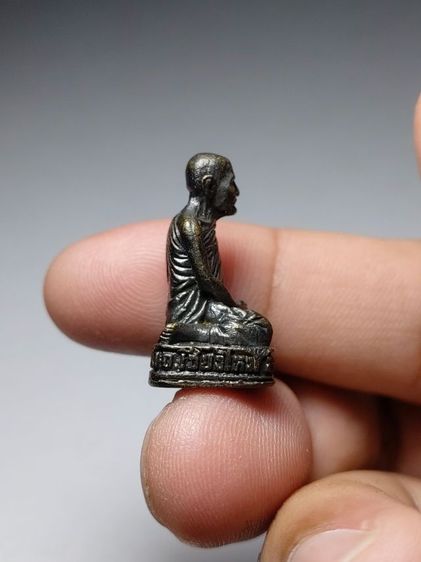 รูปหล่อหลวงปู่แหวน สุจิณโณ รูปที่ 3