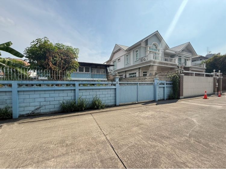 ใช่ ขายที่ดินพร้อมบ้านเสรี พระราม9 ซอย 41 ตรวละ 150,000 รูปที่ 4