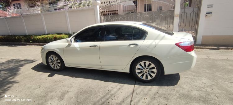 Honda Accord 2015 2.0 EL NAVI Sedan เบนซิน ไม่ติดแก๊ส เกียร์อัตโนมัติ ขาว รูปที่ 2