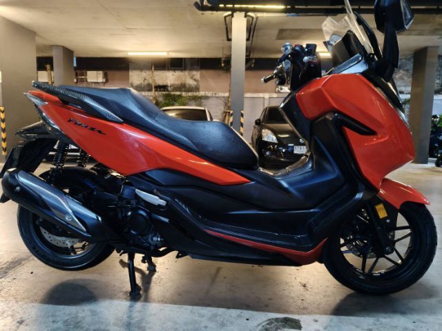 forza 300 gen2 ปี 2018 รถออกเดือนพฤศจิกายนปลายปี ไมล์น้อยเครื่องเดิมสนิทแทบไม่ได้ขี่เลยครับ รูปที่ 6