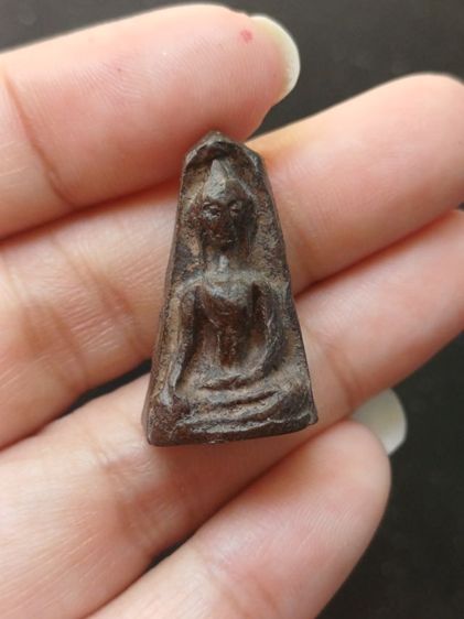 พระผงสุพรรณหน้าหนุ่ม