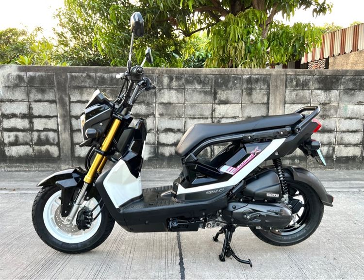 ขายHonda Zoomer-X ไมล์ดิจิตอล โฉม17 จดทะเบียนปี18 รถสวย สภาพดี รูปที่ 2