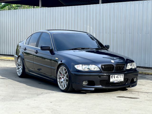 รถ BMW Series 3 323i สี น้ำเงิน