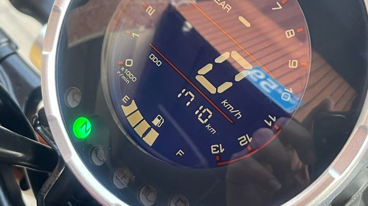 XSR 60th 155 cc จดปี 25 ไมล์ 1710 km. รูปที่ 3