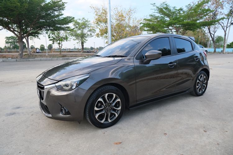 Mazda Mazda 2 2016 1.5 XD Sports High Plus Sedan ดีเซล ไม่ติดแก๊ส เกียร์อัตโนมัติ น้ำตาล รูปที่ 3