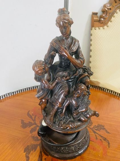 โคมไฟตั้งโต๊ะ รูปที่ 2