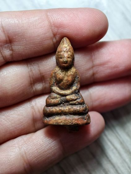 พระรูปหล่อ