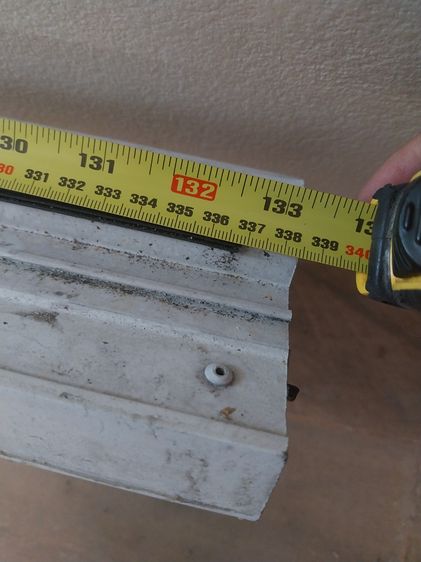 ประตูอลูมีเนียมสีขาว 115 x 215 ซม. มี 2 ชุด รูปที่ 13