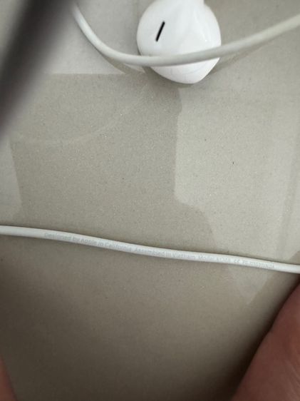 Apple (EarPods) เป็นแบบ Lightning  รูปที่ 4