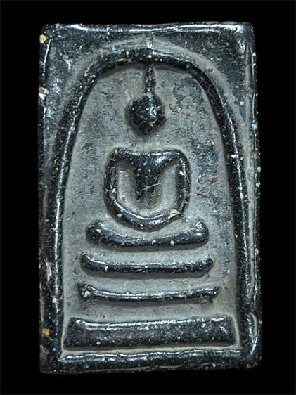 พระสมเด็จวัดระฆังพิมพ์ใหญ่สองหน้าเนื้อสีดําใบลาน