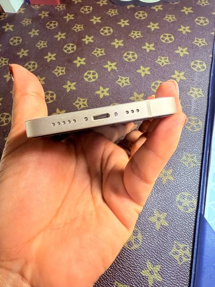 IPhone 13 รูปที่ 6