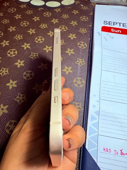 IPhone 13 รูปที่ 4
