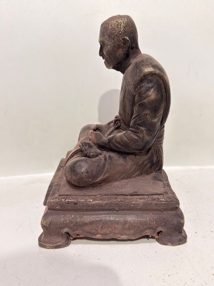 พระบูชา หลวงปู่ศิลา รุ่นแรก หน้าตัก5นิ้ว เนื้อโลหะ รูปที่ 2