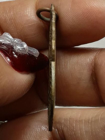 เหรียญหลวงพ่อกลั่น วัดพระญาติ เนื้อทองแดง หลังเสี้ยน รูปที่ 3