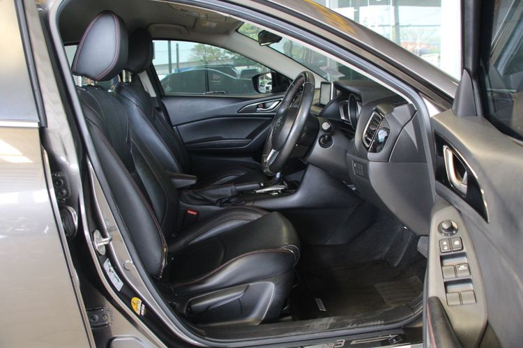 Mazda Mazda3 2015 2.0 C Sports Sedan เบนซิน ไม่ติดแก๊ส เกียร์อัตโนมัติ น้ำตาล รูปที่ 3