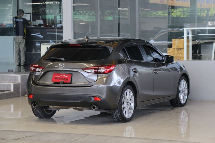 Mazda Mazda3 2015 2.0 C Sports Sedan เบนซิน ไม่ติดแก๊ส เกียร์อัตโนมัติ น้ำตาล รูปที่ 2
