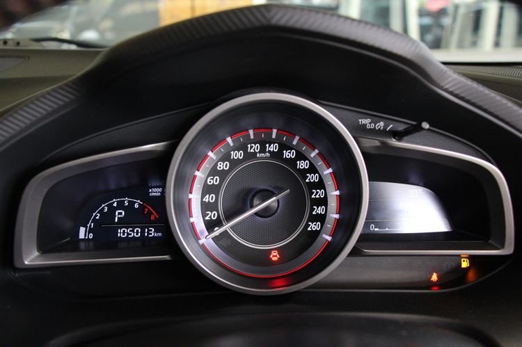 Mazda Mazda3 2015 2.0 C Sports Sedan เบนซิน ไม่ติดแก๊ส เกียร์อัตโนมัติ น้ำตาล รูปที่ 4