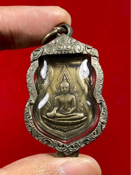 🔥 เหรียญพระพุทธชินราช รุ่นอินโดจีน ปี 2485 พิมพ์เสมา ซึ่งเป็นพระเครื่องยอดนิยมที่มีพุทธศิลป์งดงาม  พร้อมเลี่ยม