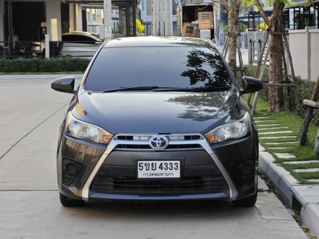 Toyota Yaris 2015 1.2 J Sedan เบนซิน ไม่ติดแก๊ส เกียร์อัตโนมัติ เทา รูปที่ 2