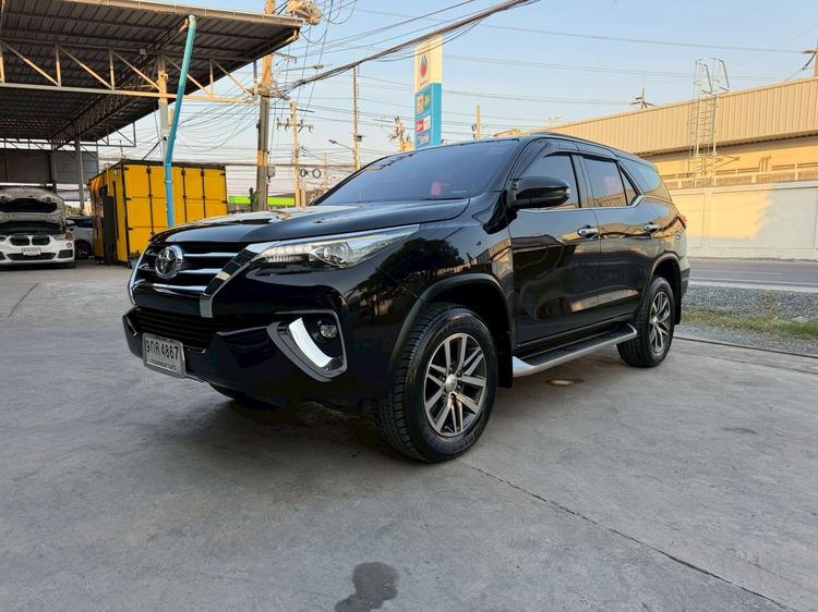 Toyota Fortuner 2019 2.8 V Utility-car ดีเซล ไม่ติดแก๊ส เกียร์อัตโนมัติ น้ำตาล รูปที่ 2