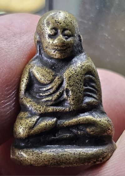 หลวงพ่อเงิน พิมพ์ขี้ตาสี่ชาย วัดบางคลาน