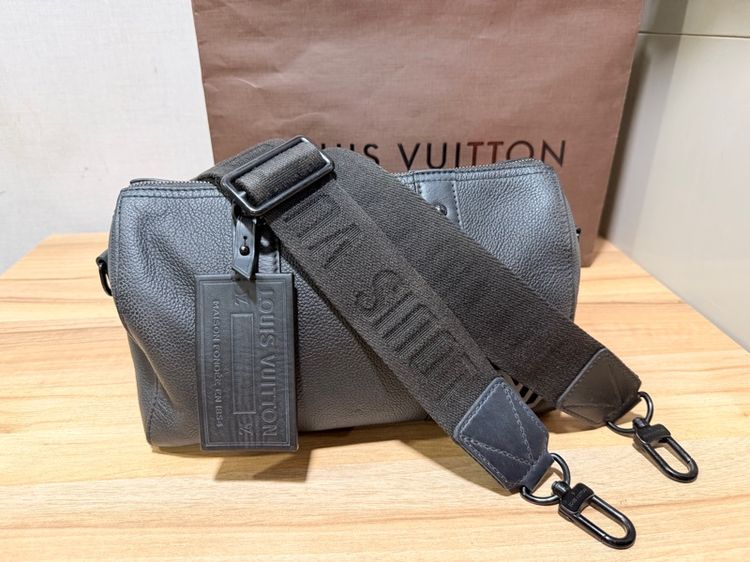 Louis Vuitton City Keepall – LV Aerogram (2022) รูปที่ 9