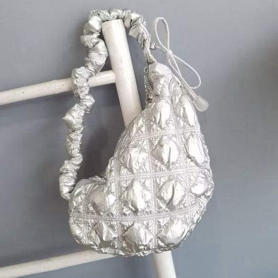 Carlyn Cozy Glaze Silver