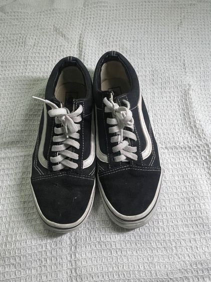 Vans Old Skool  รองเท้าผ้าใบ ที่วัยรุ่นควรมี