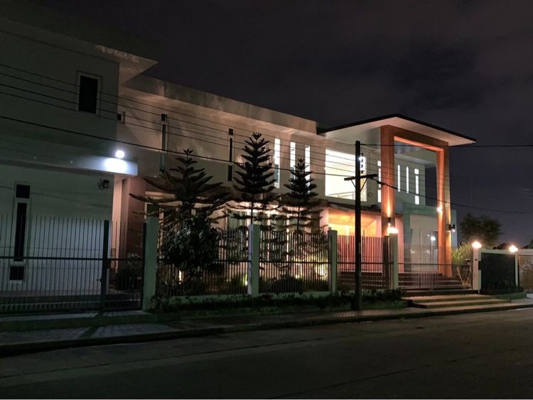 ตกแต่งครบ 2016 บ้านพูลวิลล่า 237 ตารางวา ในกรุงเทพ ราคา 18.5 ล้าน มีสระส่วนตัว ใกล้สนามกอล์ฟและโรงเรียนนานาชาติ รูปที่ 3