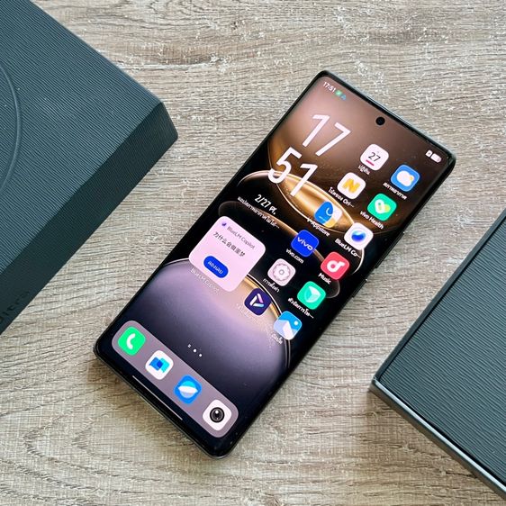 Vivo X100 Ultra 512 CN แบต 100 สวยกริ๊บ ใช้ถนอมมากไม่มีตำหนิเลย ครบกล่อง เคสอย่างดี 2 อัน รูปที่ 3