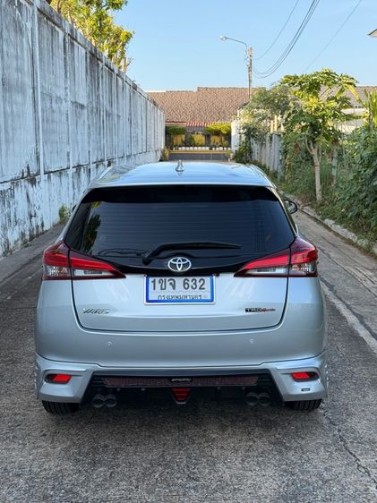 Toyota Yaris 2020 Sedan เบนซิน เกียร์อัตโนมัติ เงิน รูปที่ 2